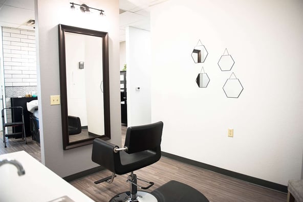 Beautiful Private Suites For Rent – Hairstylist, Lash Artist, Aesthetician Space Available