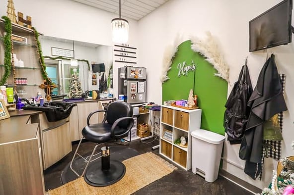 Sola Salon Studios in Bellevue, TN – Salon Suite for Rent
