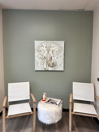 Hair Salon Chair for rent / Private room for rent
