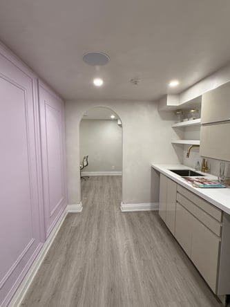 PRIVATE LOWER-LEVEL COMMERCIAL SPACE FOR LEASE – YORKVILLE