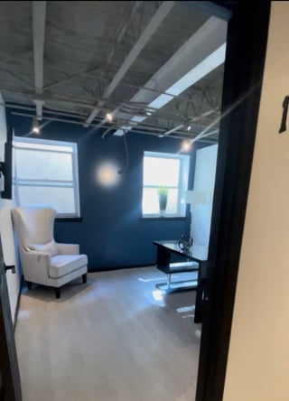 Salon Suite Rental in Old Town Alexandria