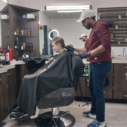 Sola Salon Studios in Madison, WI – Salon Suite for Rent