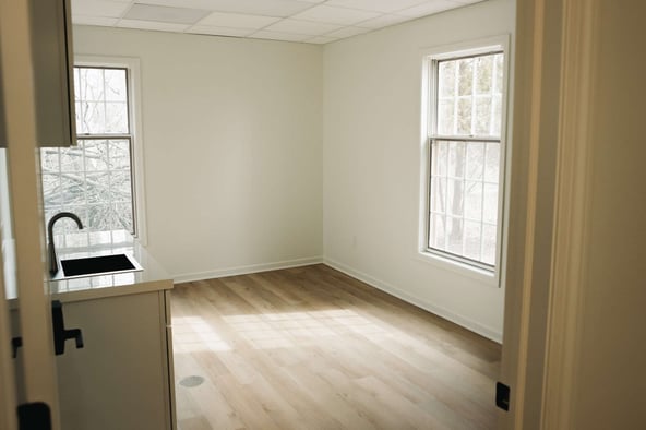 Brand New, Modern Boutique Salon Studios Available Now!