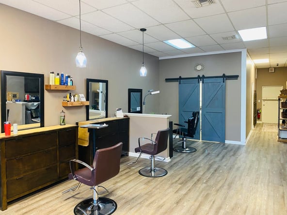 Salon Chair for Rent at Golden Cuts Color – San Rafael, CA