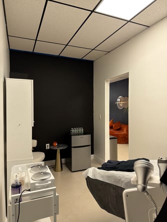 Hairstyling Station ready for use & Private Beauty Room – Brand New, Hasbrouck Heights, NJ