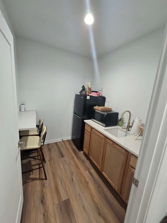 Salon Suites Available Now