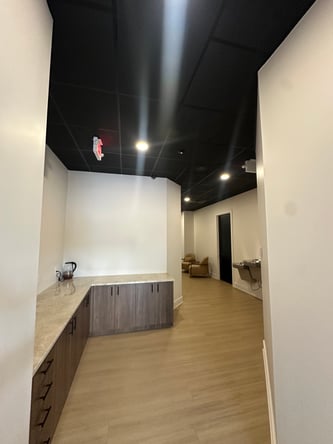 Luxury suites for rent/ Co working space