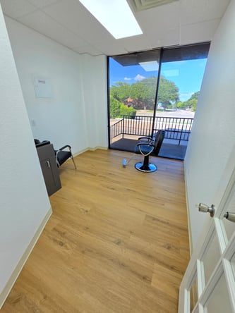 Brand New Private Salon Suites in Duncanville, Texas