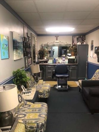 Beautiful Salon Suites Available – Southfield