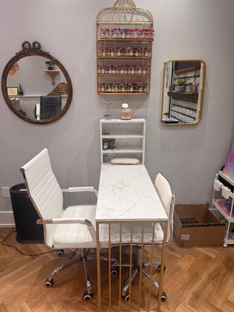 Lady’s Nail Salon, chair/desk