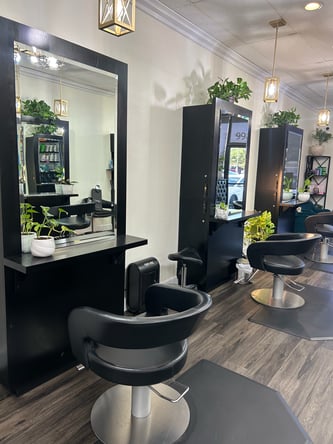 Clauds Hair Studio looking for licensed stylist