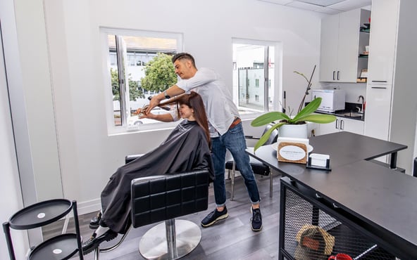 Window Suites for Beauty Pros in La Jolla Village