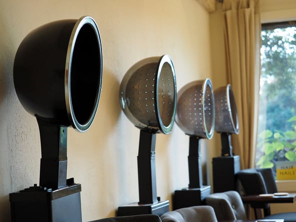 Salon Chair for Rent: Vibrant Berkeley Location by Claremont Hotel