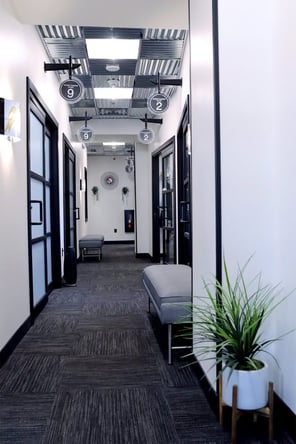 Sola Salon Studios in McMurray, PA – Salon Suite for Rent