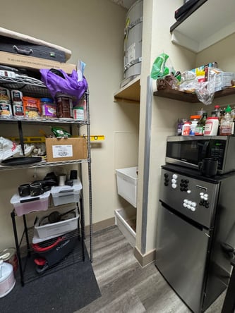 Ready-to-Run Hair Salon for Sublease- Fully Furnished Setup, Full Access