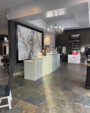 Beautiful Salon chair rental in Santan Village Mall – $250/wk