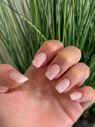 Sola Salon Studios in Lynnwood, WA – Salon Suite for Rent