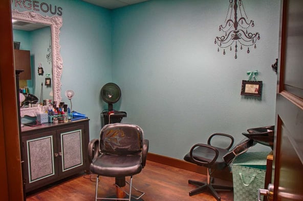 Salons by JC in San Diego, CA – Salon Suite for Rent