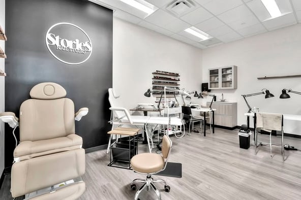 Sola Salon Studios in Aliso Viejo, CA – Salon Suite for Rent