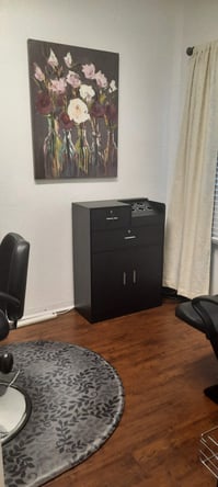 Private Salon Suite * Best in Inglewood