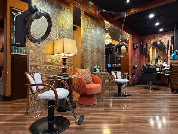 Luxury Booth Rental in Lady Lake: Grow Your Clientele at The Velvet Collective