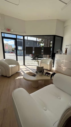 CHAIR RENTAL OPPORTUNITY/SANTA MONICA