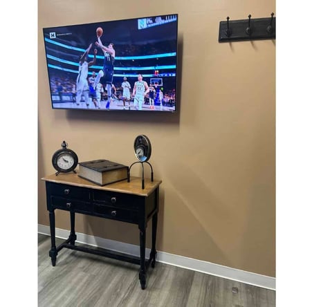 Luxury Barber/Hairstylist Suite – Preston Hollow, Dallas – Ready to Work!