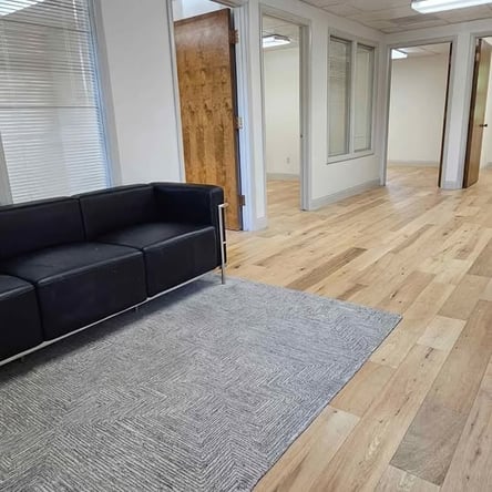 Quincy Salon Step up Suites