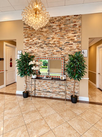 Salon Suite Available
