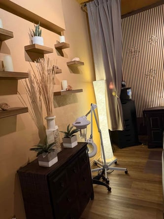 Quiet Facial Room For Rent
