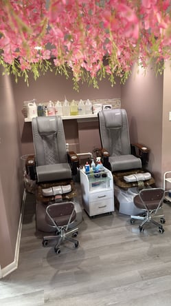 $200/week | Supplies Provided | Prime DMV Location