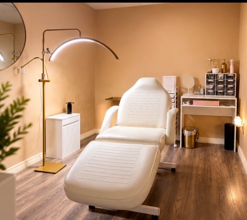 Private Salon Suites for Rent in Casselberry, FL – Move-In Specials!