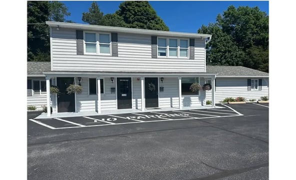 Luxury Private Salon Suites Available | East Greenwich, RI