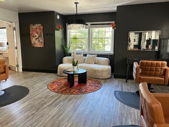 REBEL BEAUTY CO: Chair Rentals & Private Suite in Raleigh