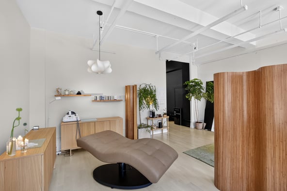 Luxury Private Loft Studio in Chelsea | Design-Led Space for Elite Beauty & Creative Professionals
