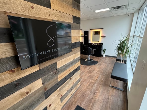 Elevate Your Business: Private Salon Suite in South St. Paul – All-Inclusive at $225/Week