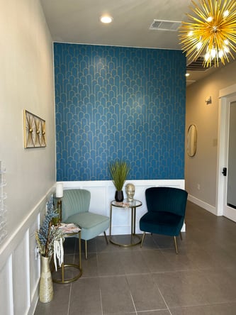 Sought After Forest Creek Salon Suite