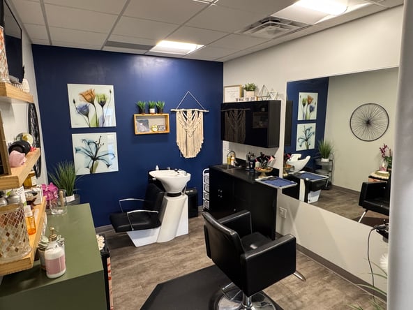 Hair Stylist, Colorist, or Barber Studio – North DTC