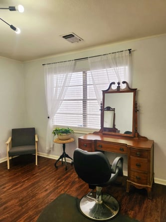 Styling Stations Available at The Blue Rose Beautique in Boerne, Texas