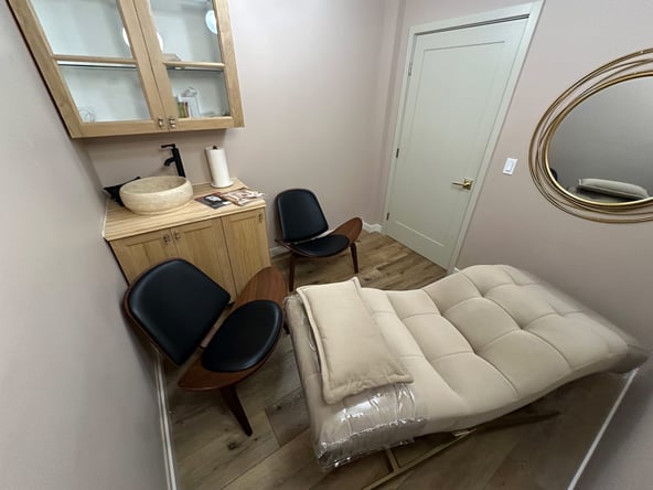 Smaller Private Facial, Med Spa, Therapy Room in the Heart of Beverly Hills | ChaViv Hair