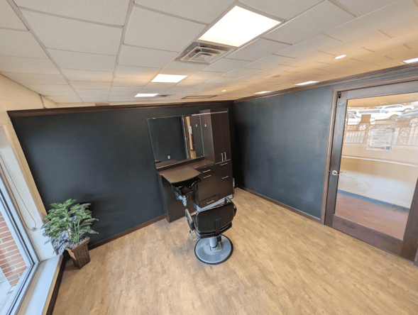 Private Salon Room For Rent With Large Window $610