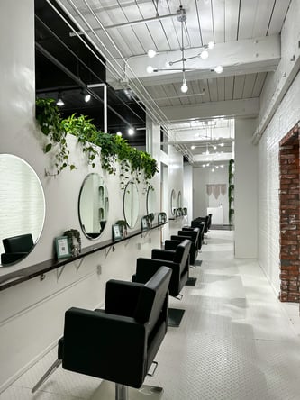 Hairstylist booth rental