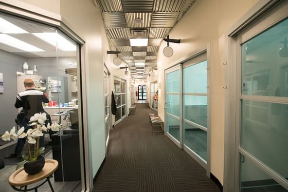 Sola Salon Studios in Indianapolis, IN – Salon Suite for Rent