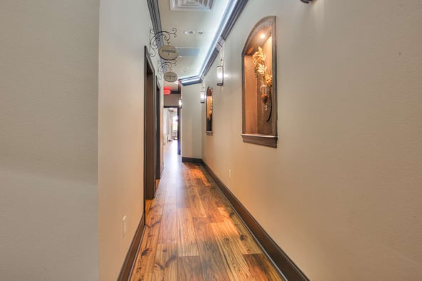 Salon James: Luxurious Massage and Facial Rooms for Rent in Baton Rouge!