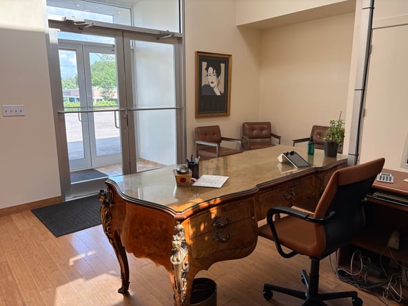 Bright Styling Chair for Rent in Westmont — Natural Light & High Ceilings!