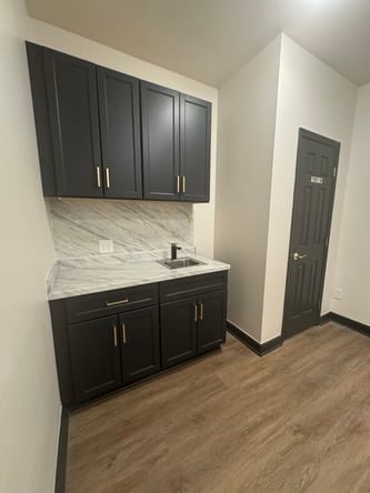Salon Suites, private room, shared common area