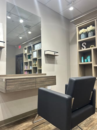 Salon Chair Rental in Saugus