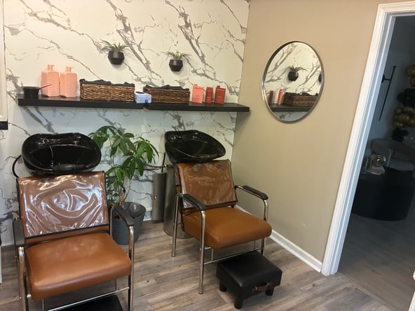Private Salon Suites + Daily & Weekly Booth Rentals | Marietta, GA