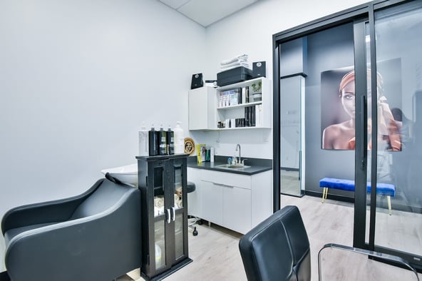 IMAGE Studios 360 in Englewood, CO – Salon Suite for Rent