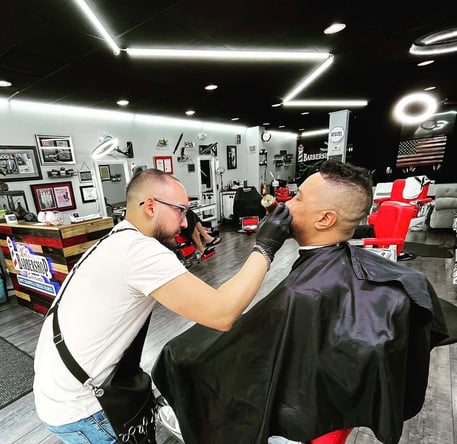 Licensed Barber/Cosmetologist For High End Barber Shop